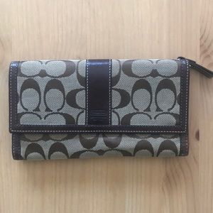 Coach Women’s Trifold Wallet